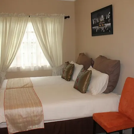 Asante Sana Guesthouse Amanzimtoti Exterior photo